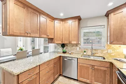 216 Old Hickory Drive, Irving, TX 75060 - Photo 16