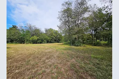 200 W 6th Street, Thornton, TX 76687 - Photo 16
