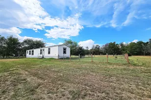 200 W 6th St, Thornton, TX 76687 - Photo 2