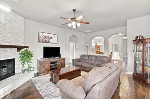 518 Stillwater Dr, Waxahachie, TX 75165 - Photo 10