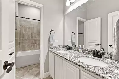 518 Stillwater Drive, Waxahachie, TX 75165 - Photo 24