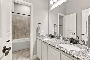 518 Stillwater Dr, Waxahachie, TX 75165 - Photo 24