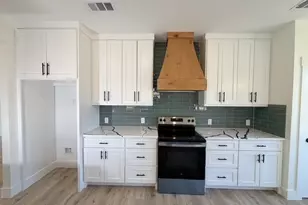 2904 Wilhoit Rd, Balch Springs, TX 75180 - Photo 6