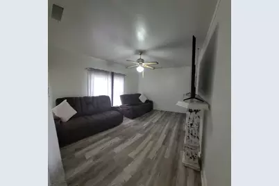 406 Broad Street, Nocona, TX 76255 - Photo 4
