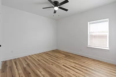 809 Tierney Road, Fort Worth, TX 76112 - Photo 6