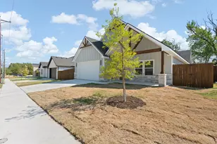 809 Tierney Rd, Fort Worth, TX 76112 - Photo 2