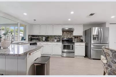 2213 Proctor Drive, Carrollton, TX 75007 - Photo 4