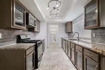 1831 Chamberlain Drive, Carrollton, TX 75007 - Photo 6