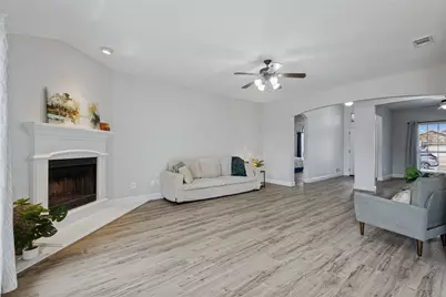 950 W Ash Street, Celina, TX 75009 - Photo 8