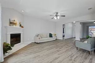 950 W Ash St, Celina, TX 75009 - Photo 8
