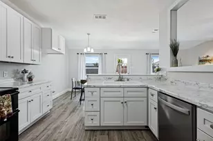 950 W Ash St, Celina, TX 75009 - Photo 12