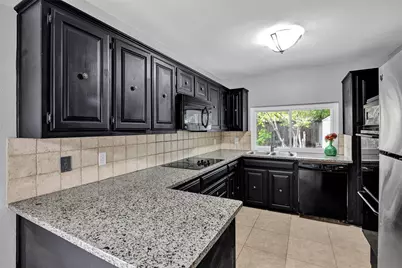 1113 Roaring Springs Drive, Allen, TX 75002 - Photo 12