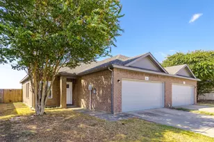 326 Blake Ln, Midlothian, TX 76065 - Photo 1