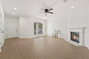 4748 Birchbend Ln, Fort Worth, TX 76137 - Photo 4