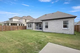 3905 Henley Ln, Garland, TX 75043 - Photo 32