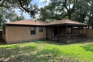 10327 Springhaven Dr, Dallas, TX 75217 - Photo 14