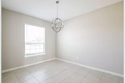 710 Shady Meadow Lane, Glenn Heights, TX 75154 - Photo 4