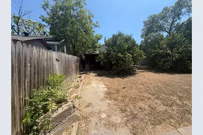 2514 Michigan Avenue, Dallas, TX 75216 - Photo 10