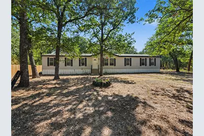 109 Summers Circle, Azle, TX 76020 - Photo 2