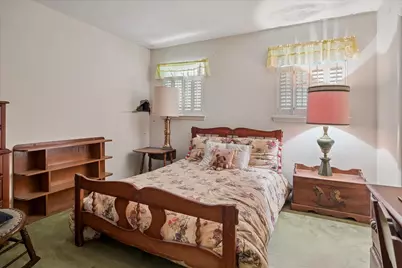 11232 Yorkmont Circle, Dallas, TX 75218 - Photo 10