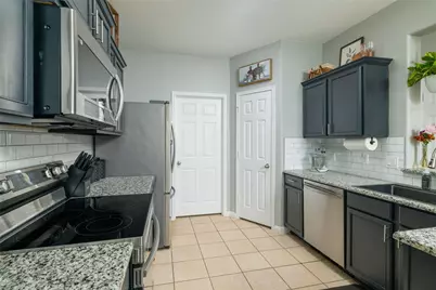 113 Dodge City Court, Newark, TX 76071 - Photo 10