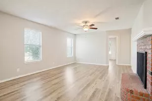 1036 Summit Dr, Justin, TX 76247 - Photo 10