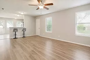 1036 Summit Dr, Justin, TX 76247 - Photo 6