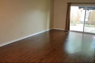 2204 E 18th Street N, Plano, TX 75074 - Photo 8