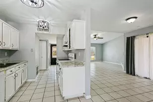 1105 Joshua Tree Dr, Plano, TX 75023 - Photo 6