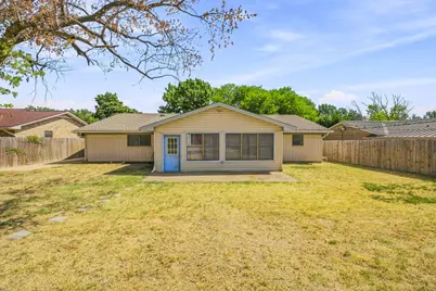 1208 N Dale Avenue, Stephenville, TX 76401 - Photo 24