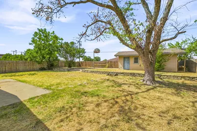 1208 N Dale Avenue, Stephenville, TX 76401 - Photo 26