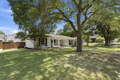 2202 Custer Parkway, Richardson, TX 75080 - Photo 2