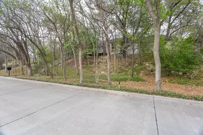 2001 Deepdale Drive, Westover Hills, TX 76107 - Photo 36
