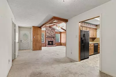 17 Oakmont Court, Pantego, TX 76013 - Photo 6