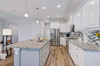 1004 Baynes Drive, McKinney, TX 75071 - Photo 10