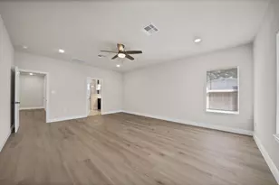 659 Holcomb Rd, Dallas, TX 75217 - Photo 22