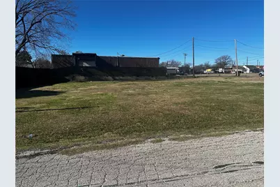 118 W College Street, Mesquite, TX 75149 - Photo 2