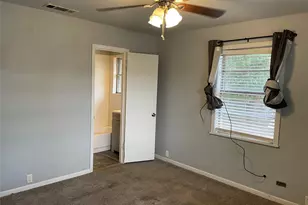 1105 S Palestine St, Athens, TX 75751 - Photo 14