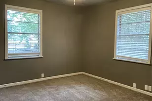 1105 S Palestine St, Athens, TX 75751 - Photo 18