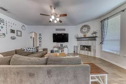 1060 Wildwood Drive, Joshua, TX 76058 - Photo 4