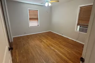 137 Bowie St, McGregor, TX 76657 - Photo 14
