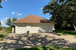 27160 Whispering Meadow Dr, Whitney, TX 76692 - Photo 40