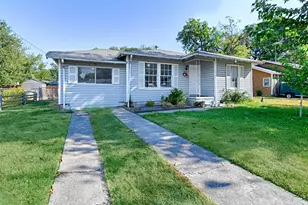 1007 E Russell Ave, Carrollton, TX 75006 - Photo 1