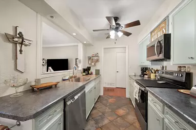 1204 Chester Street, Cleburne, TX 76033 - Photo 12
