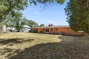 1152 W California St, Seymour, TX 76380 - Photo 38