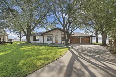 4210 Bar Harbor Court, Granbury, TX 76049 - Photo 6