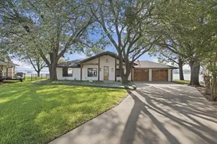 4210 Bar Harbor Ct, Granbury, TX 76049 - Photo 6