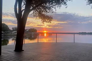 4210 Bar Harbor Ct, Granbury, TX 76049 - Photo 4