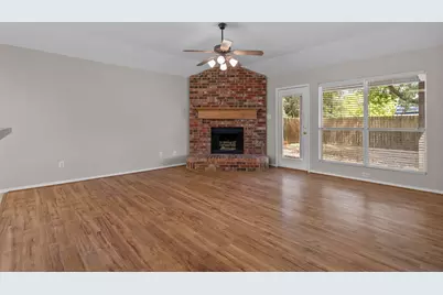 130 Deanna Lane, Weatherford, TX 76087 - Photo 4