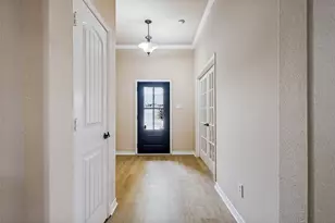 10005 Petrified Tree Ln, McKinney, TX 75072 - Photo 4
